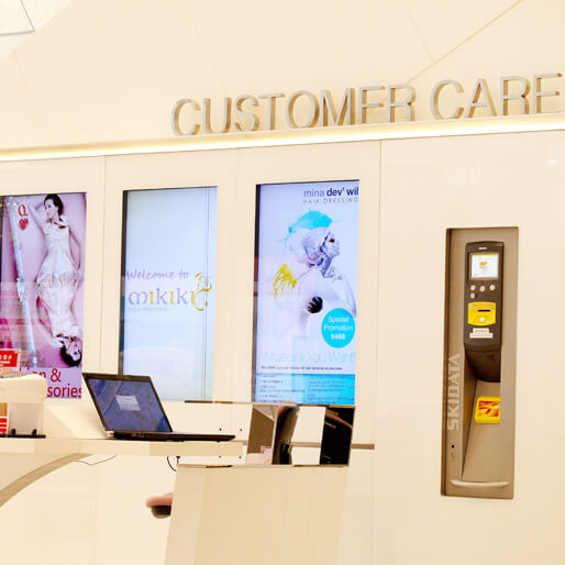 digital signage details thumbnail Solutions